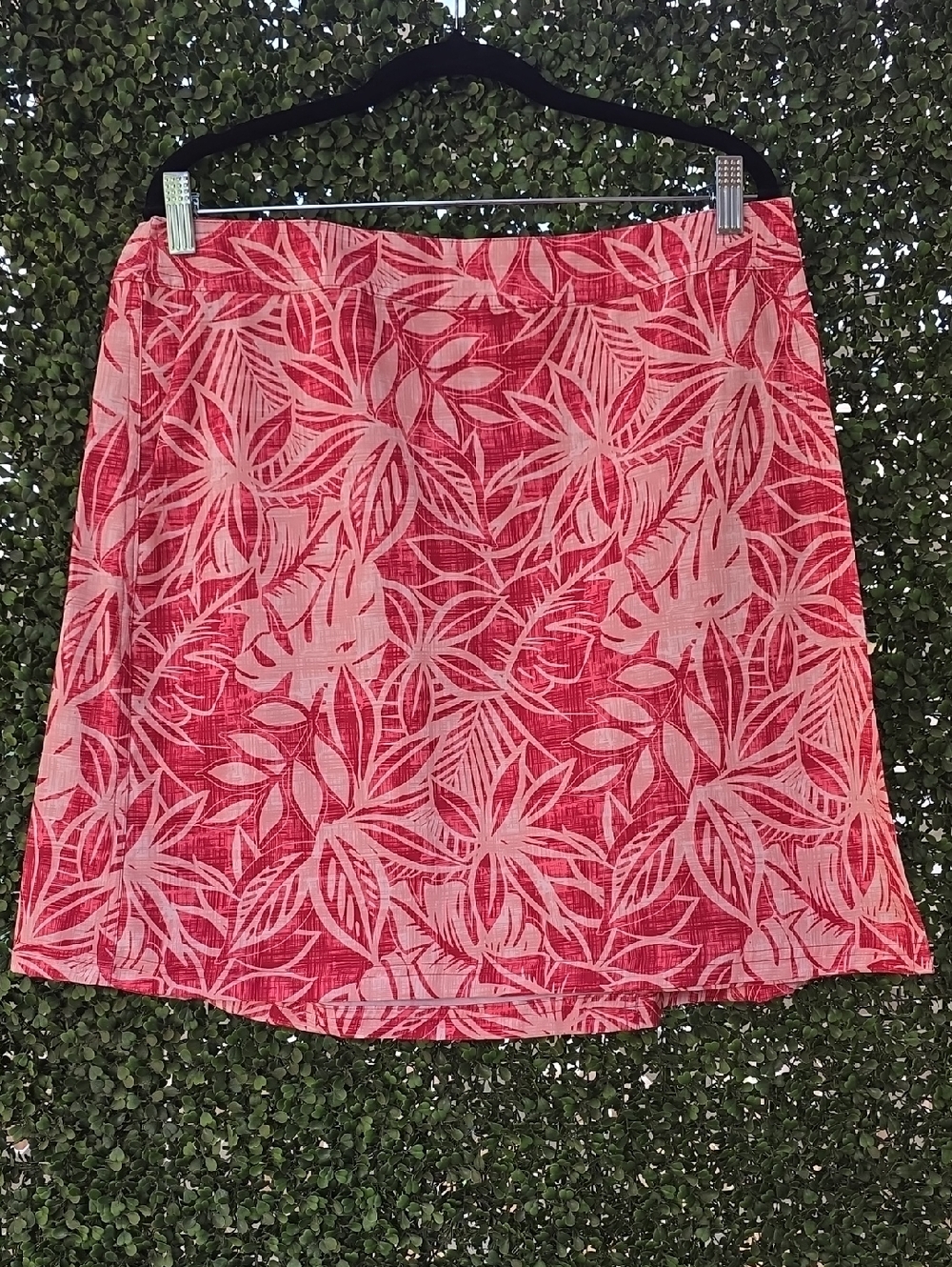 Hawaii Pink Floral Tropical A-Line Wrap Skirt - By Ripskirt. Size Large